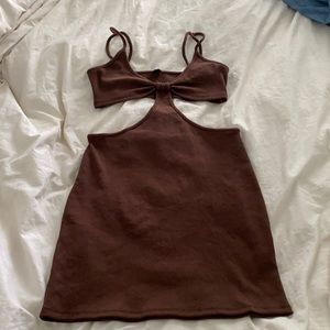 Ribbed cutout brown dress